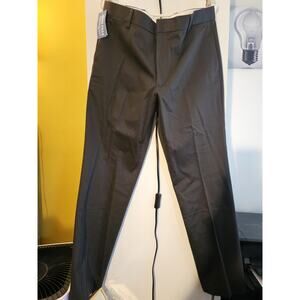 NWT Dockers Ultimate Iron Free Trouser Straight Fit - W34xL32 - Black - MSRP $80